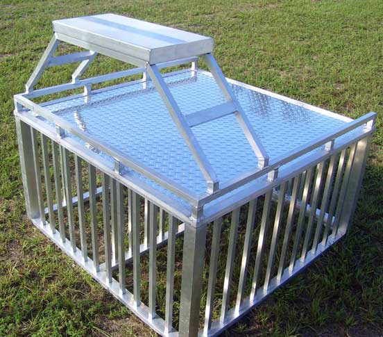 aluminum dog box
